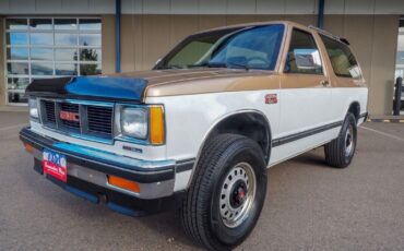 GMC-S-15-Jimmy-1986-10