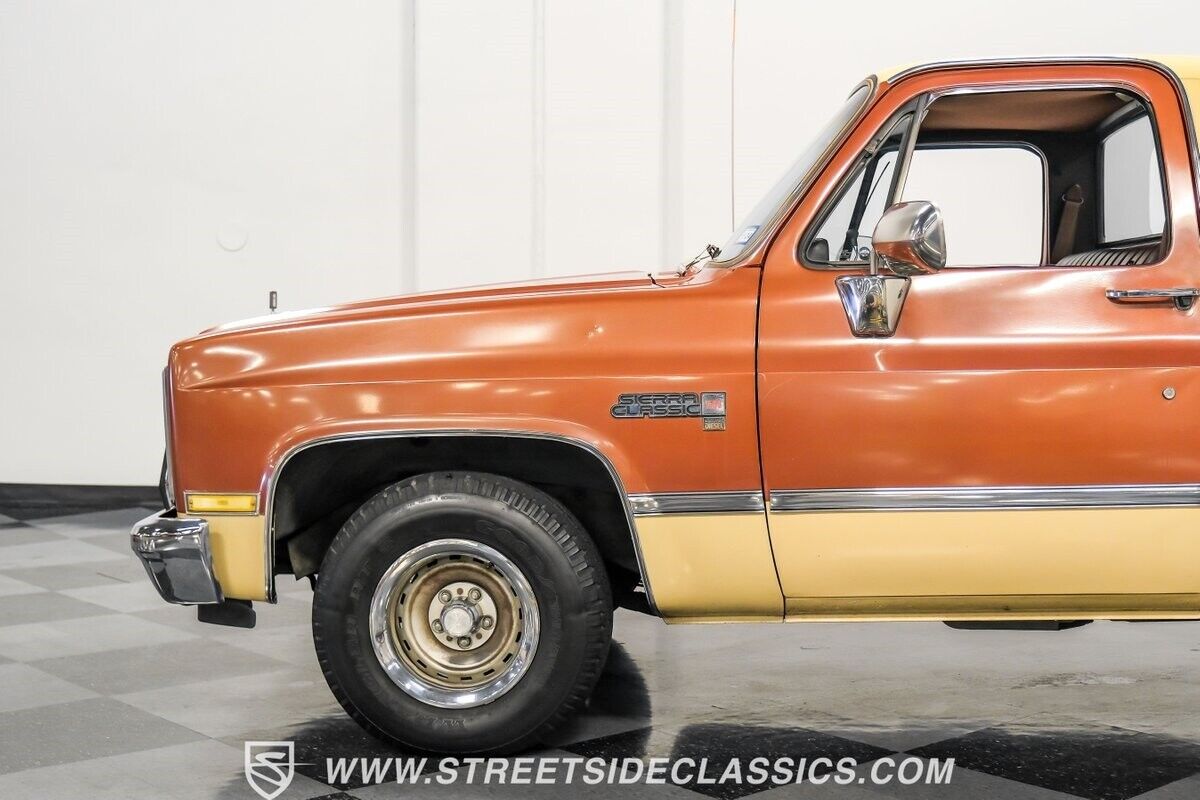 GMC-Sierra-1500-Pickup-1983-7