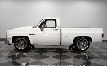 GMC-Sierra-1500-Pickup-1986-2