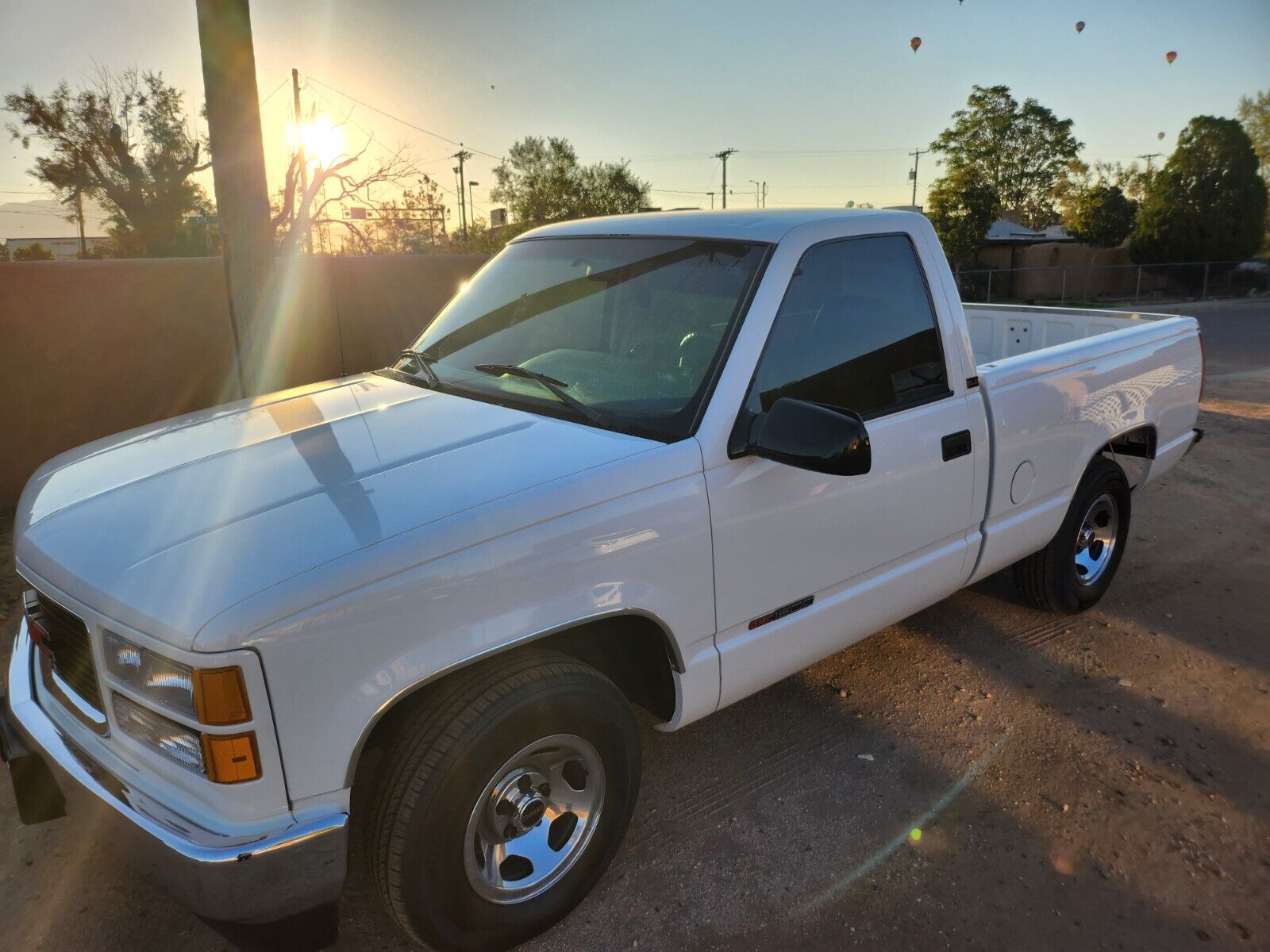 GMC-Sierra-1500-Pickup-1995-1