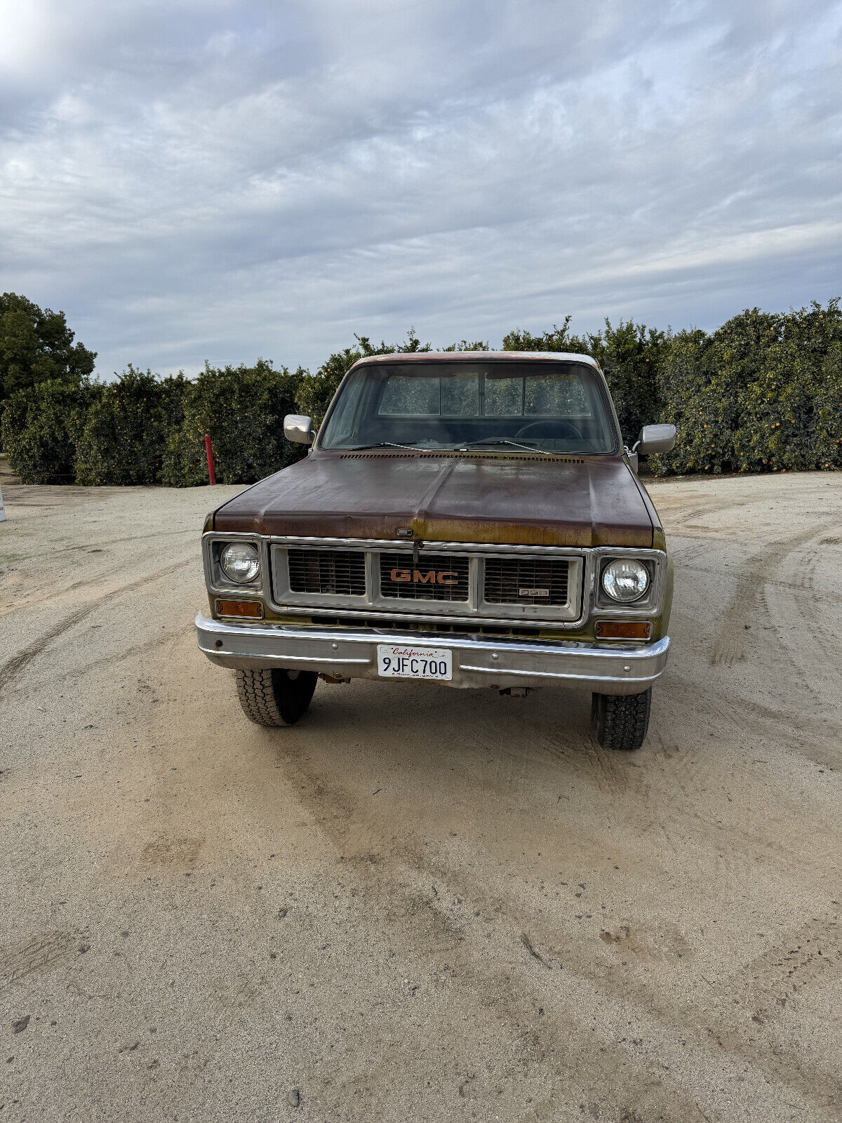 GMC-Sierra-2500-1973-3