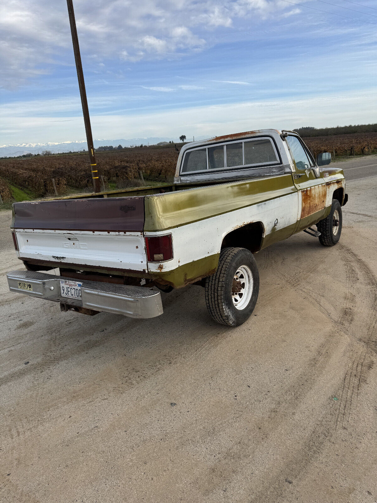 GMC-Sierra-2500-1973-5