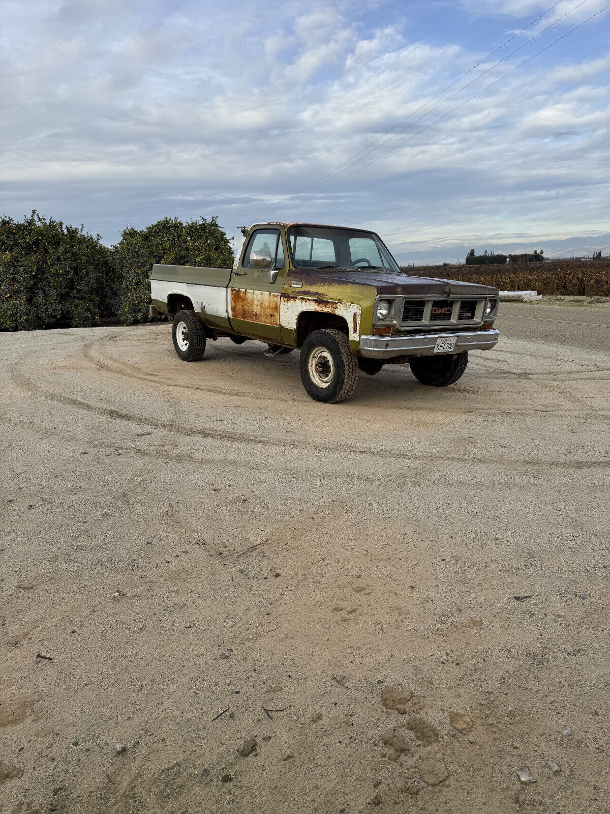 GMC-Sierra-2500-1973-7