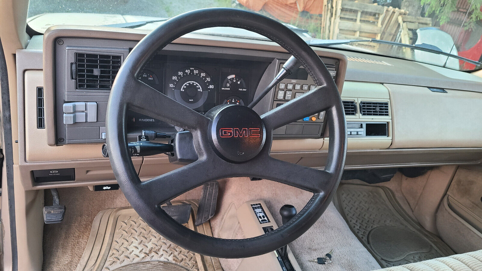 GMC-Sierra-2500-1990-13