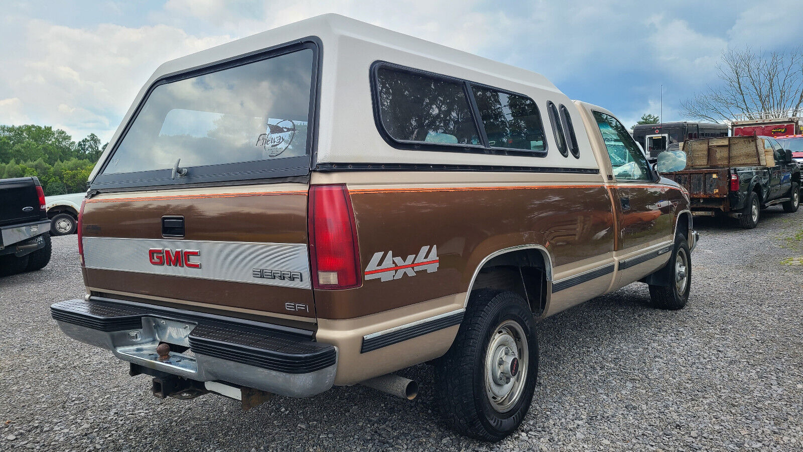 GMC-Sierra-2500-1990-5