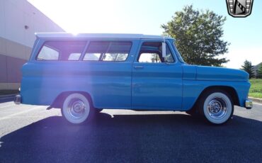 GMC-Suburban-Cabriolet-1966-7