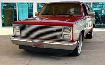 GMC Suburban SUV 1986