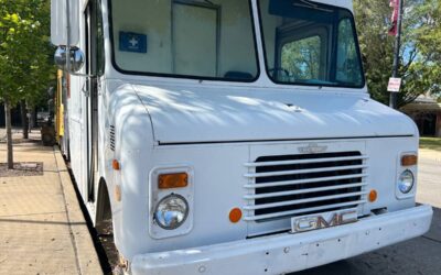 Gmc P truck forward 1 ton nominal 1985