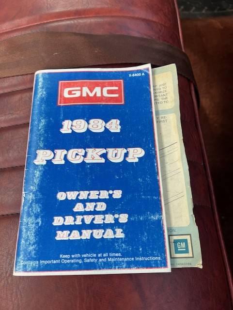 Gmc-Sierra-classic-1500-1984-14