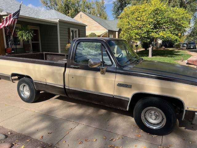 Gmc-Sierra-classic-1500-1984