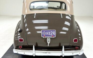 Hudson-Six-Traveller-10T-Berline-1941-4