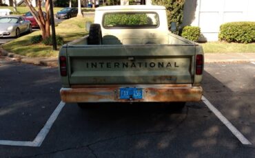 International-Harvester-12-Ton-Pickup-1974-1