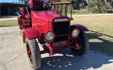 International-Harvester-Firetruck-Pickup-1928-1