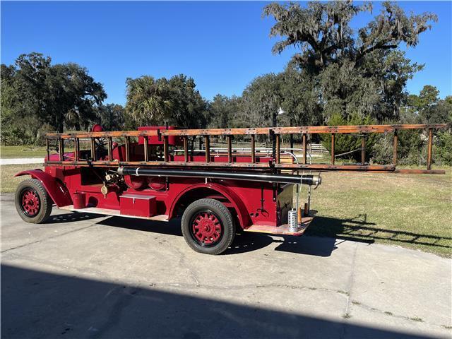 International-Harvester-Firetruck-Pickup-1928-15