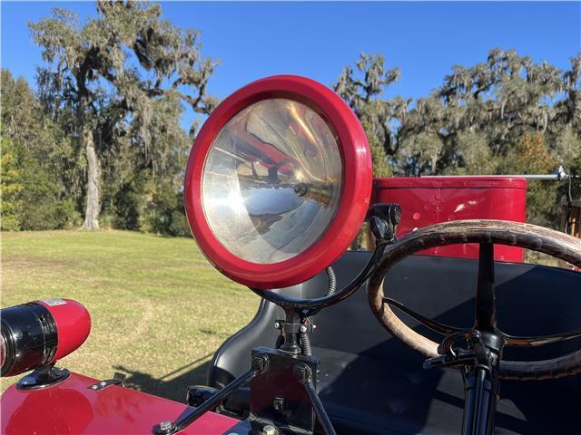 International-Harvester-Firetruck-Pickup-1928-36