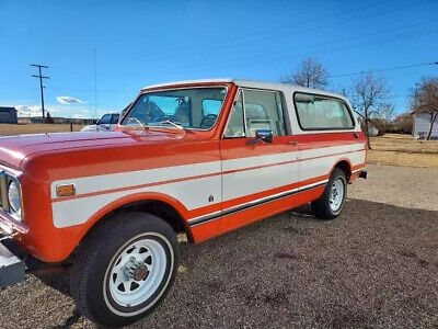 International-Harvester-Scout-Traveler-SUV-1977-2