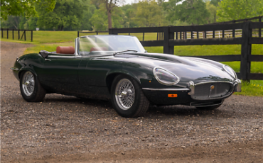 Jaguar-E-TYPE-V12-1974-3