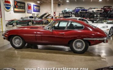 Jaguar-E-Type-1971-10