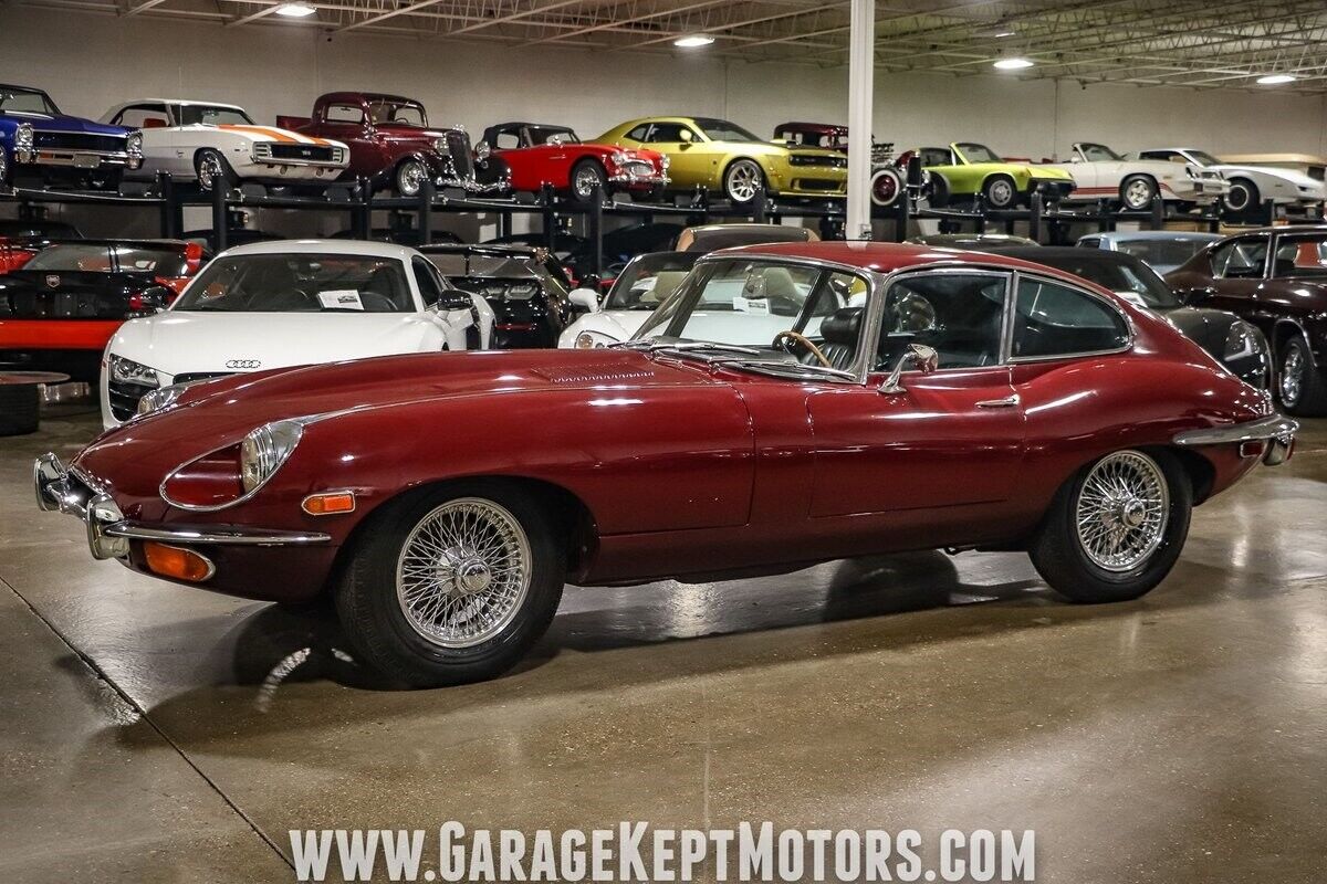 Jaguar-E-Type-1971-8