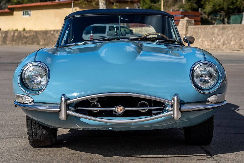 Jaguar-E-Type-Cabriolet-1968-15