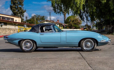 Jaguar-E-Type-Cabriolet-1968-21