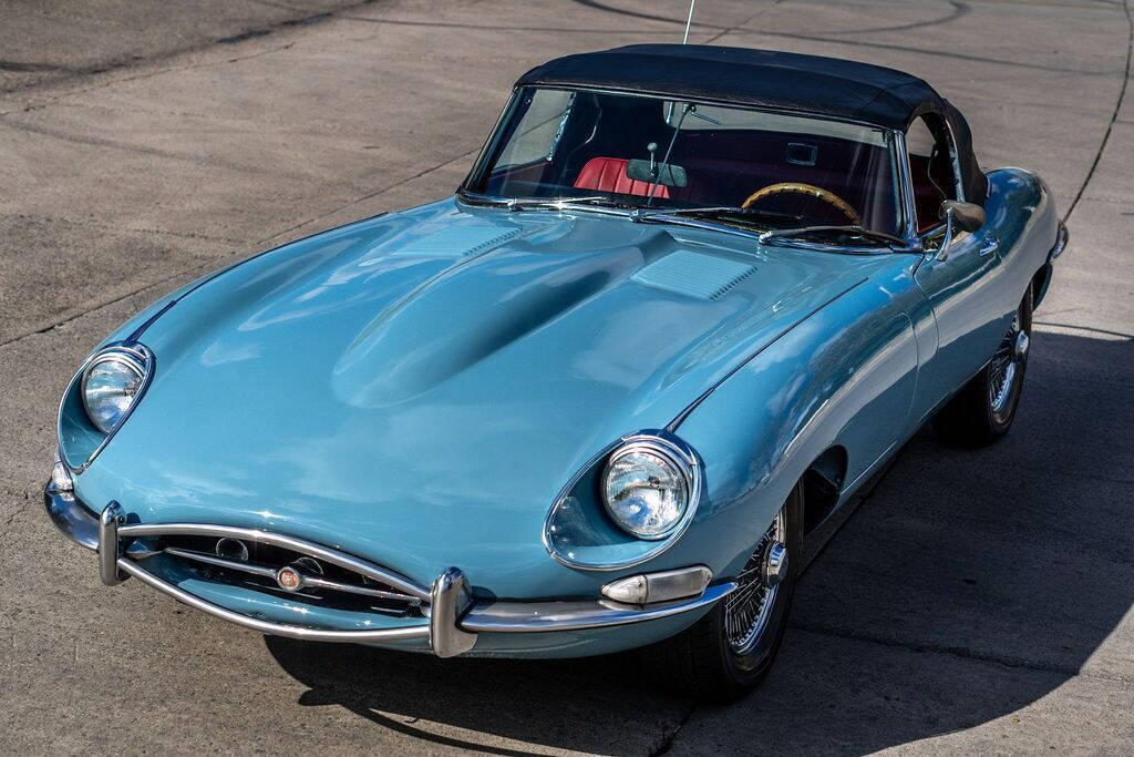 Jaguar-E-Type-Cabriolet-1968-23