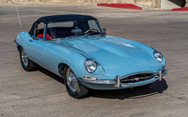 Jaguar-E-Type-Cabriolet-1968-24