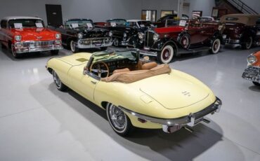 Jaguar-E-Type-Cabriolet-1969-10