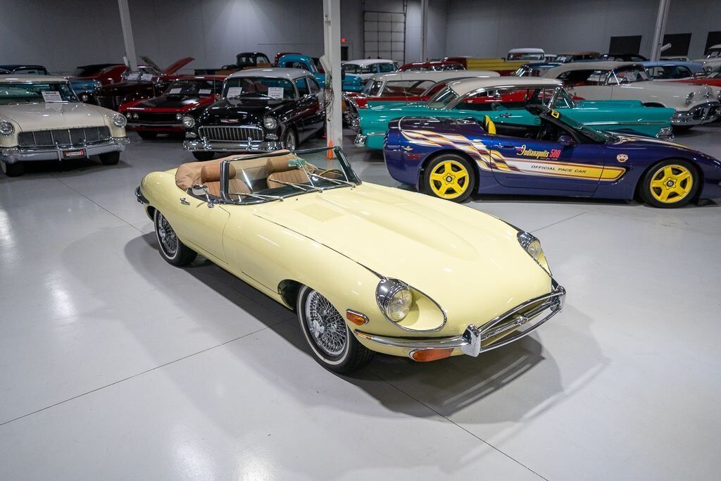 Jaguar-E-Type-Cabriolet-1969-6