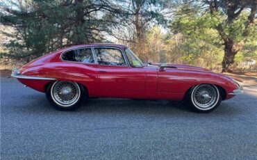 Jaguar-E-Type-Coupe-1963-12