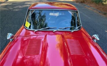 Jaguar-E-Type-Coupe-1963-15