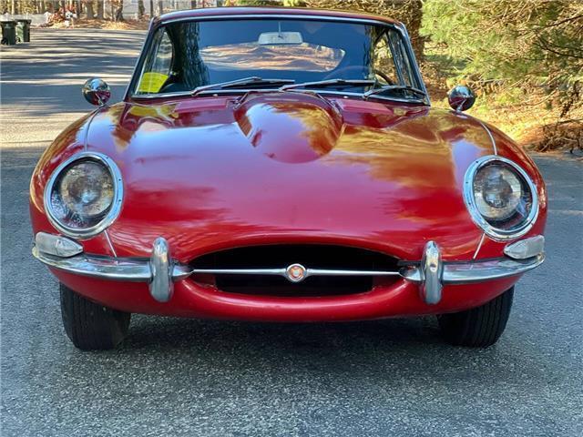 Jaguar-E-Type-Coupe-1963-18