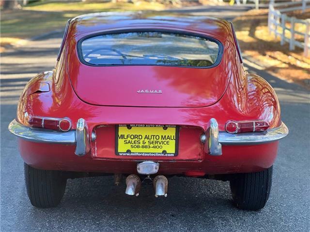 Jaguar-E-Type-Coupe-1963-19