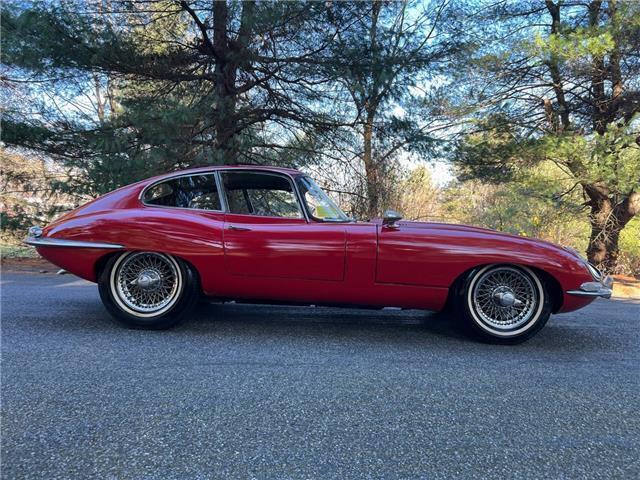 Jaguar-E-Type-Coupe-1963-20