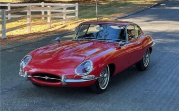 Jaguar-E-Type-Coupe-1963-4