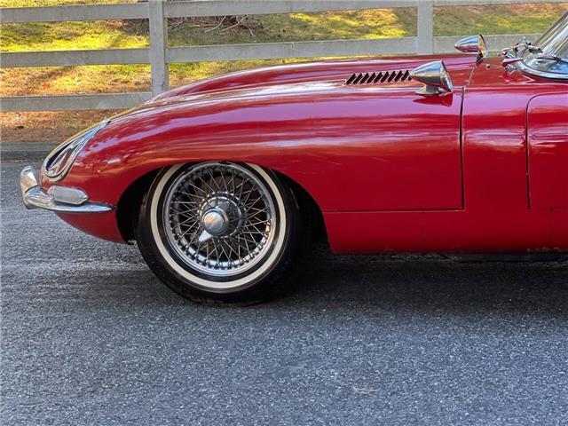 Jaguar-E-Type-Coupe-1963-7