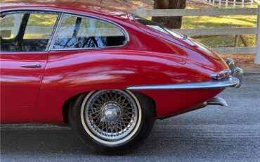 Jaguar-E-Type-Coupe-1963-8