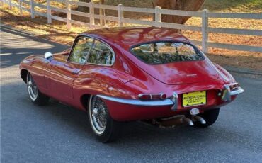 Jaguar-E-Type-Coupe-1963-9