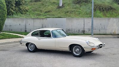 Jaguar-E-Type-Coupe-1969-3