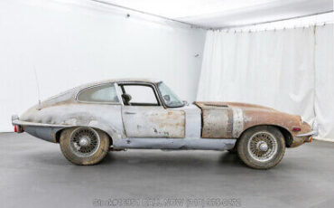 Jaguar-E-Type-Fixed-Head-Coupe-1970-2