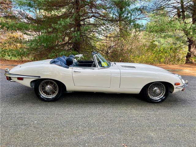 Jaguar-E-Type-Roadster-1971-14