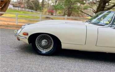 Jaguar-E-Type-Roadster-1971-6