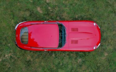 Jaguar-E-type-1968-10