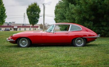 Jaguar-E-type-1968-2