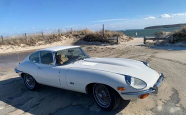 Jaguar-E-type-1970-2