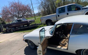 Jaguar-E-type-1970-20