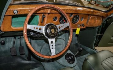 Jaguar-Mark-I-Coupe-1957-3