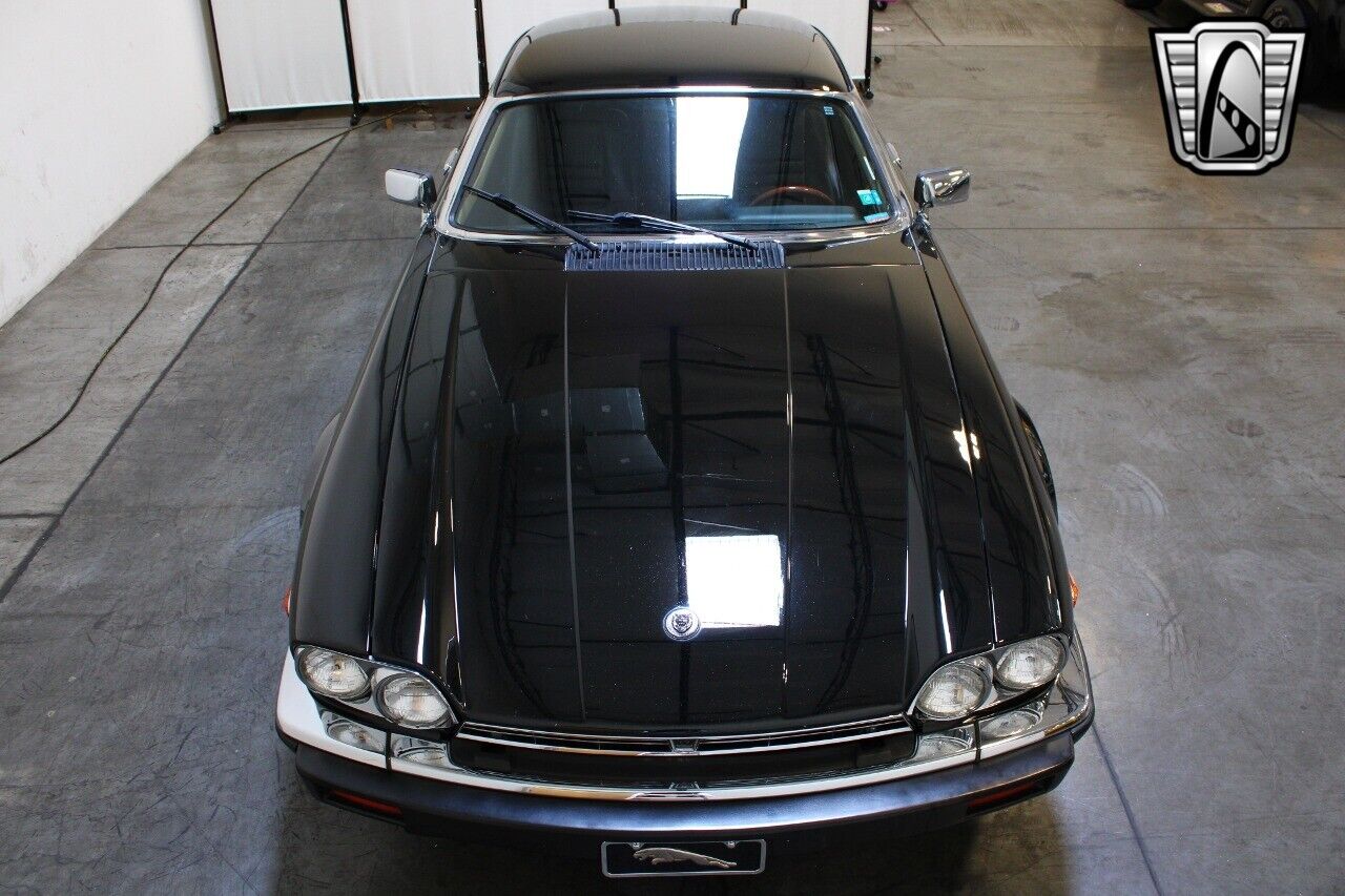 Jaguar-XJS-1989-7