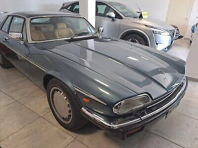 Jaguar-XJS-Coupe-1985-1