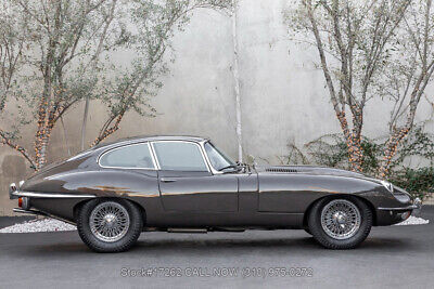 Jaguar-XK-1969-3